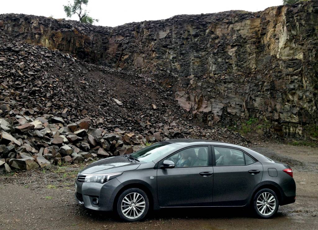Longa Duração: Toyota Corolla Longa Duração: Toyota Corolla