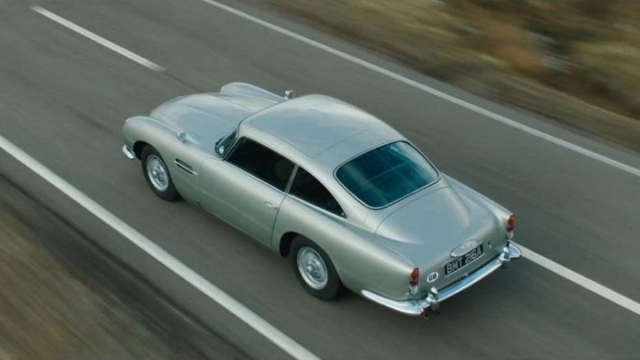 Sucesso mundial de bilheteria, 007 - Skyfall marcou o retorno do Aston Martin DB5, o carro favorito do espi&atilde;o, &agrave; telona.