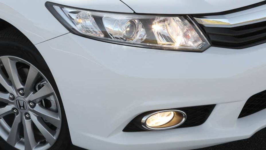 Os pre&ccedil;os da linha 2014 variam entre R$ 66.690 (LXS 1.8 manual) e R$ 83.890 (EXR 2.0 autom&aacute;tico) | <a href="https://beta-develop.quatrorodas.abril.com.br/noticias/fabricantes/honda-civic-2014-ganha-motor-2-0-730338.shtml" rel="migration">Leia mais</a>