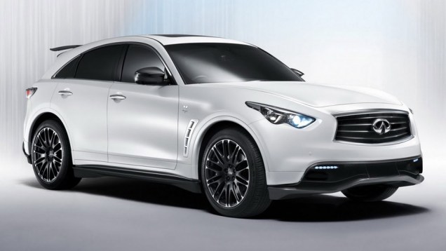 Infiniti FX50 Sebastian Vettel: apenas 50 unidades foram produzidas pela marca que patrocina a Red Bull na F-1, sendo que uma delas est&aacute; nas m&atilde;os do pr&oacute;prio alem&atilde;o