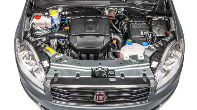 O motor 1.8 16V e.torQ é a única opção | <a href="https://beta-develop.quatrorodas.abril.com.br/noticias/fabricantes/reestilizado-linea-chega-r-55-850-778473.shtml" rel="migration">Leia mais</a> | <a href="https://beta-develop.quatrorodas.abril.com.br/carros/impressoes/fiat-linea-essence-2015-77758" rel="migration"></a> O motor 1.8 16V e.torQ é a única opção | <a href="https://beta-develop.quatrorodas.abril.com.br/noticias/fabricantes/reestilizado-linea-chega-r-55-850-778473.shtml" rel="migration">Leia mais</a> | <a href="https://beta-develop.quatrorodas.abril.com.br/carros/impressoes/fiat-linea-essence-2015-77758" rel="migration"></a>