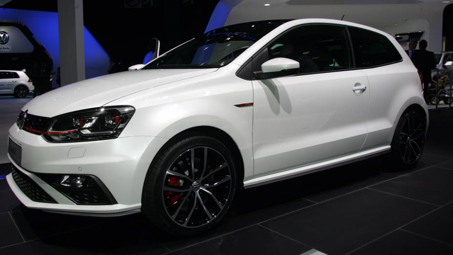 Volkswagen Polo GTI | <a href="https://beta-develop.quatrorodas.abril.com.br/galerias/saloes/paris/2014/direto-salao-paris-parte-2-803962.shtml" rel="migration">Veja mais: direto de Paris - Parte 2</a>