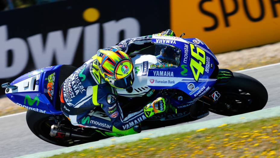 Rossi fez sua melhor prova no ano. | <a href="https://beta-develop.quatrorodas.abril.com.br/moto/noticias/quatro-vezes-marquez-781513.shtml" rel="migration">Leia mais</a>