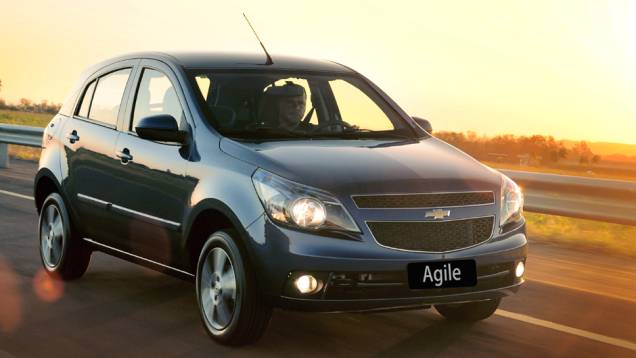 Chevrolet Agile: ofuscado pela chegada do Onix, teve queda de 52,2%; no 1&ordm; tri de 2013, vendeu 7.470 carros, ante 15.639 unidades em igual per&iacute;odo de 2012