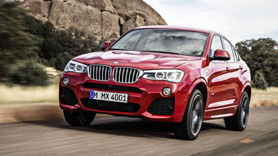 O design lembra muito o X6, pioneiro na marca no segmento de crossovers | <a href="https://beta-develop.quatrorodas.abril.com.br/carros/lancamentos/bmw-x4-775640.shtml" rel="migration">Leia mais</a>