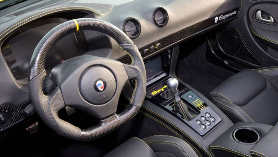 Os preços do modelo começam em 204.750 dólares | <a href="https://beta-develop.quatrorodas.abril.com.br/noticias/mercado/panoz-revela-esportivo-esperante-spyder-2015-810661.shtml" target="_blank" rel="migration">Leia mais</a> Os preços do modelo começam em 204.750 dólares | <a href="https://beta-develop.quatrorodas.abril.com.br/noticias/mercado/panoz-revela-esportivo-esperante-spyder-2015-810661.shtml" target="_blank" rel="migration">Leia mais</a>