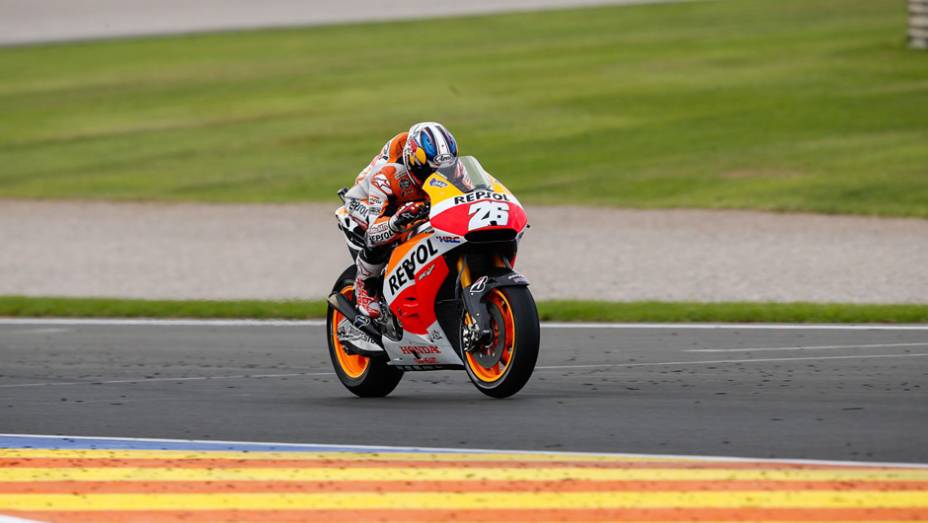 Pedrosa terminou em terceiro e em quarto no campeonato. | <a href="https://beta-develop.quatrorodas.abril.com.br/moto/noticias/motogp-marquez-vence-quebra-recorde-vitoria-temporada-811357.shtml" rel="migration">Leia mais</a>