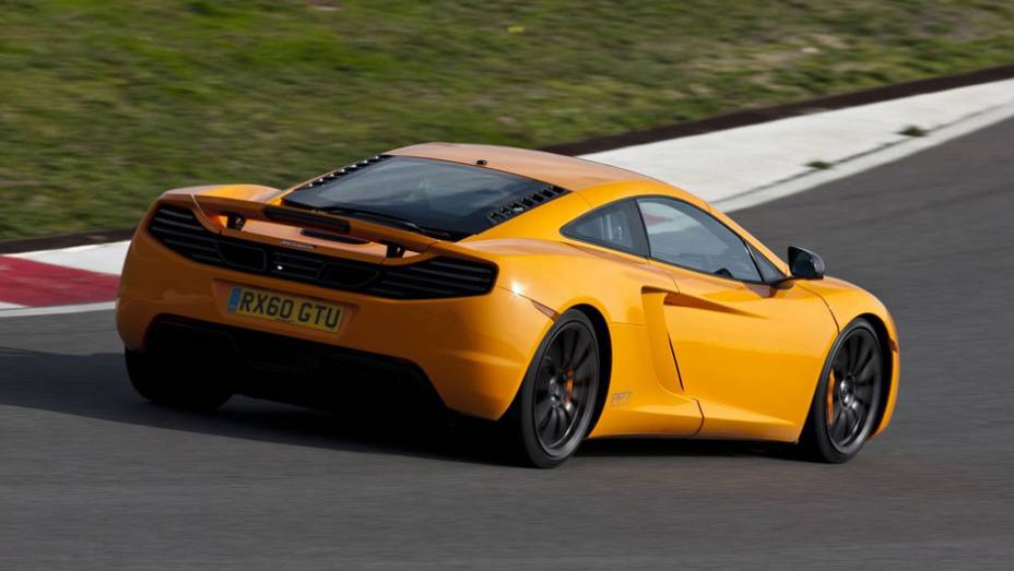 A nova máquina da empresa inglesa leva a tecnologia das pistas para as ruas A nova máquina da empresa inglesa leva a tecnologia das pistas para as ruas