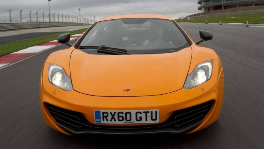 A nova máquina da empresa inglesa leva a tecnologia das pistas para as ruas A nova máquina da empresa inglesa leva a tecnologia das pistas para as ruas