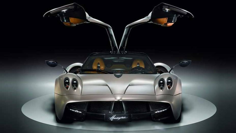 O Huayra &eacute; o novo superesportivo da marca de Horacio Pagani