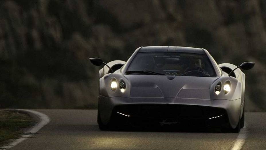 O Huayra é o novo superesportivo da marca de Horacio Pagani O Huayra é o novo superesportivo da marca de Horacio Pagani