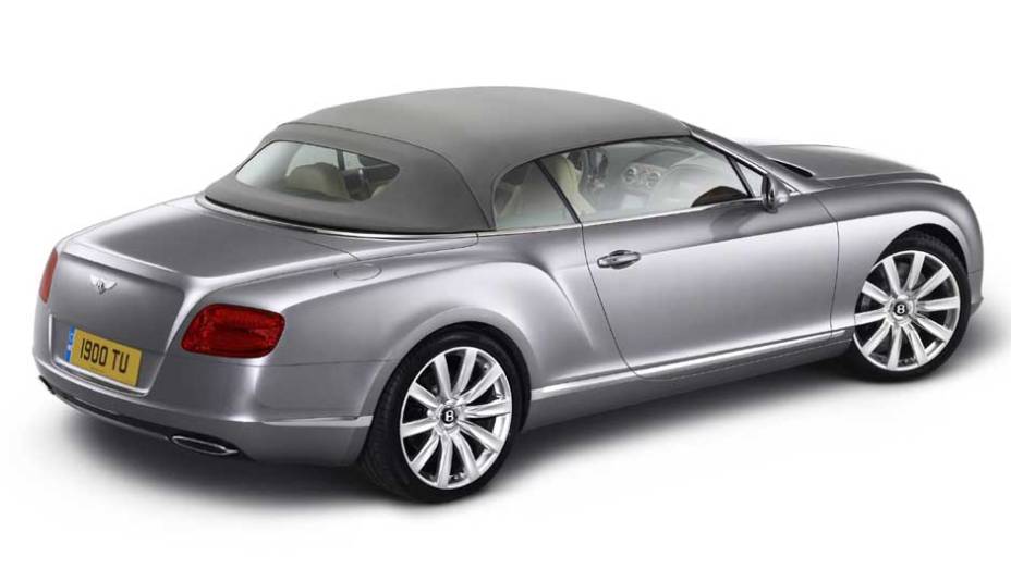 Roadster está 70 kg mais leve que seu antecessor | <a href="https://beta-develop.quatrorodas.abril.com.br/carros/lancamentos/bentley-continental-gtc-637536.shtml" rel="migration">Leia mais</a> Roadster está 70 kg mais leve que seu antecessor | <a href="https://beta-develop.quatrorodas.abril.com.br/carros/lancamentos/bentley-continental-gtc-637536.shtml" rel="migration">Leia mais</a>