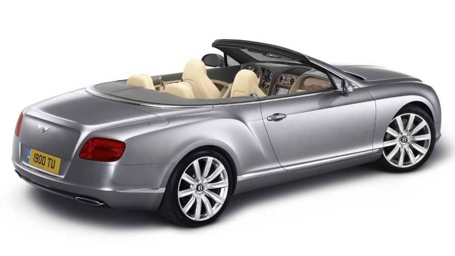 Montadora inglesa promete bom acabamento ac&uacute;stico com a capota aberta | <a href="https://beta-develop.quatrorodas.abril.com.br/carros/lancamentos/bentley-continental-gtc-637536.shtml" rel="migration">Leia mais</a>