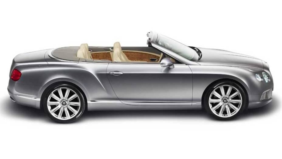 Sistema de tração nas quatro rodas foi aprimorado para uma melhor distribuição | <a href="https://beta-develop.quatrorodas.abril.com.br/carros/lancamentos/bentley-continental-gtc-637536.shtml" rel="migration">Leia mais</a> Sistema de tração nas quatro rodas foi aprimorado para uma melhor distribuição | <a href="https://beta-develop.quatrorodas.abril.com.br/carros/lancamentos/bentley-continental-gtc-637536.shtml" rel="migration">Leia mais</a>