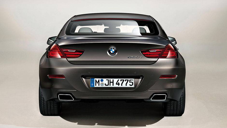 As belas lanternas chamam atenção na parte de trás | <a href="https://beta-develop.quatrorodas.abril.com.br/saloes/genebra/2012/bmw-serie-g-gran-coupe-678484.shtml" rel="migration">Leia mais</a> As belas lanternas chamam atenção na parte de trás | <a href="https://beta-develop.quatrorodas.abril.com.br/saloes/genebra/2012/bmw-serie-g-gran-coupe-678484.shtml" rel="migration">Leia mais</a>