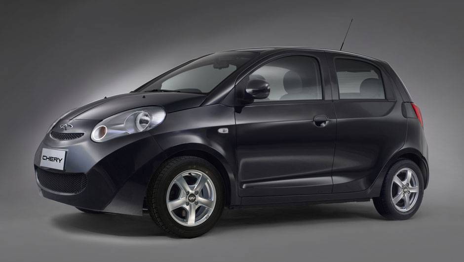 O S-18 &eacute; o primeiro chin&ecirc;s flex &aacute; venda no mercado brasileiro | <a href="https://beta-develop.quatrorodas.abril.com.br/carros/lancamentos/chery-s-18-661585.shtml" rel="migration">Leia mais</a>