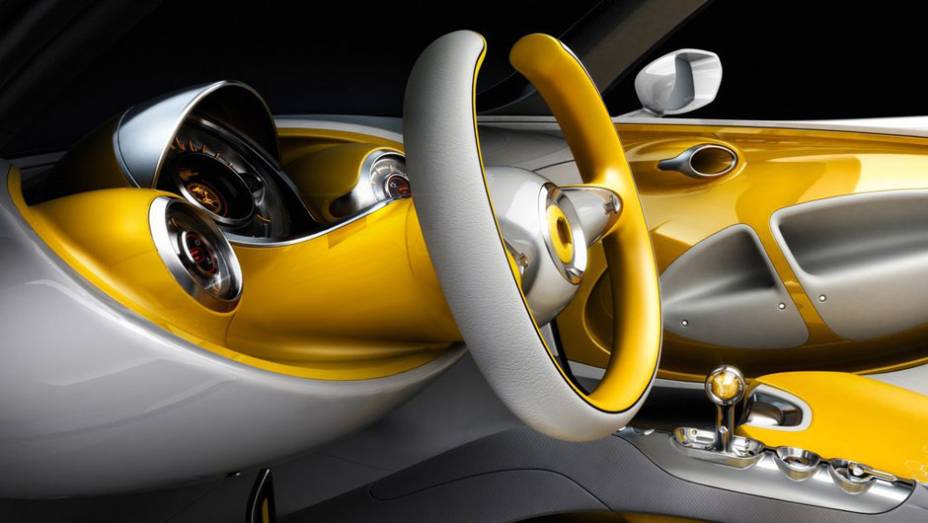 O carrinho conta com motor el&eacute;trico de 75 cv