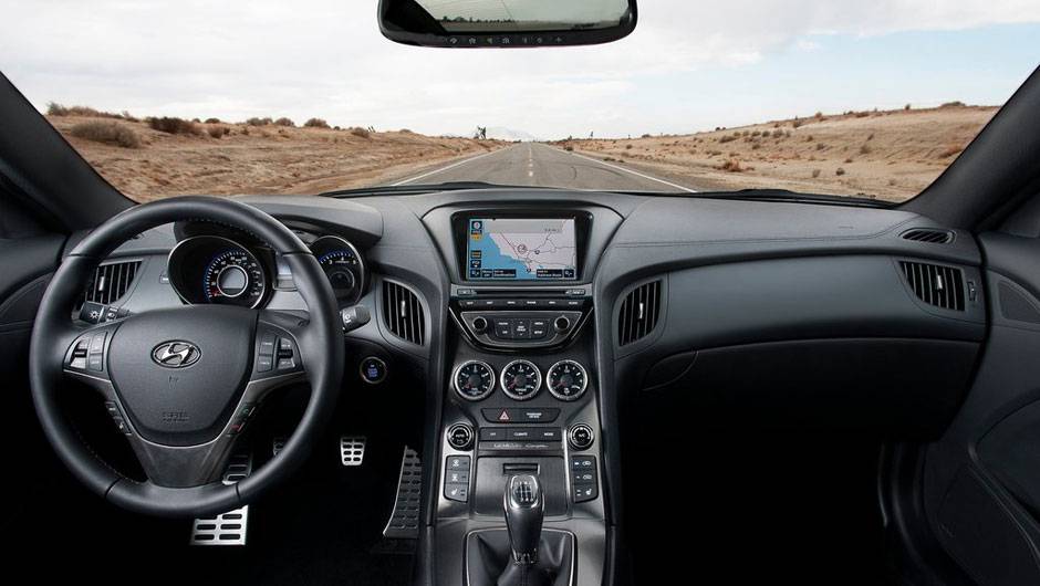Interior conta com materias de alta qualidade Interior conta com materias de alta qualidade