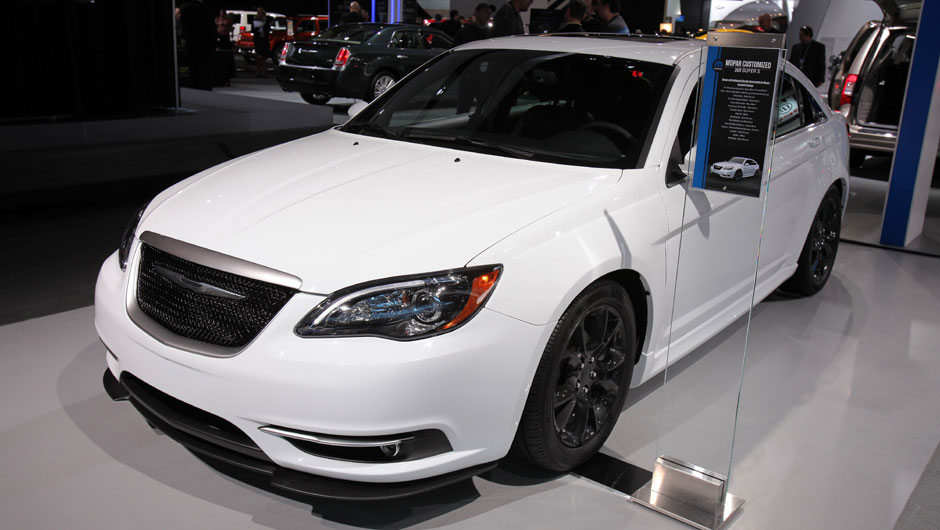 Estande da Chrysler no Salão de Detroit 2012