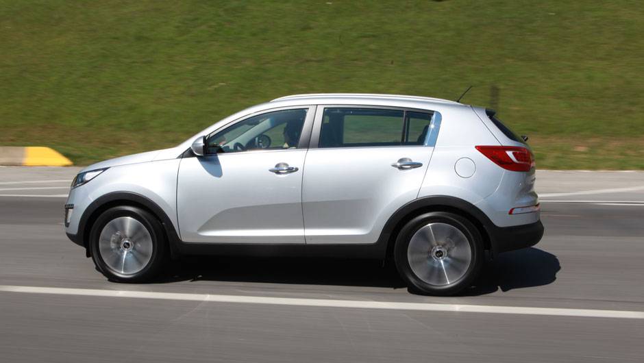 Com etanol no tanque, o Sportage disp&otilde;e de 178 cv | <a href="https://beta-develop.quatrorodas.abril.com.br/carros/lancamentos/kia-sportage-flex-676497.shtml" rel="migration">Leia mais</a>