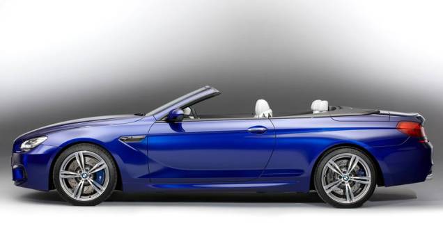 Quatro pessoas viajam com conforto (e rapidez) a bordo do novo esportivo da BMW | <a href="https://beta-develop.quatrorodas.abril.com.br/saloes/genebra/2012/bmw-m6-678571.shtml" rel="migration">Leia mais</a> Quatro pessoas viajam com conforto (e rapidez) a bordo do novo esportivo da BMW | <a href="https://beta-develop.quatrorodas.abril.com.br/saloes/genebra/2012/bmw-m6-678571.shtml" rel="migration">Leia mais</a>