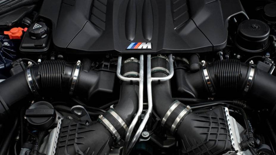 Os 560 cv fazem o M6 andar na frente da concorr&ecirc;ncia | <a href="https://beta-develop.quatrorodas.abril.com.br/saloes/genebra/2012/bmw-m6-678571.shtml" rel="migration">Leia mais</a>