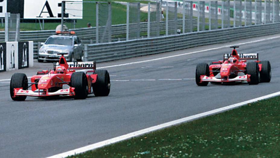 Maio de 2002 - Protagoniza um dos momentos mais constrangedores da história da F-1, ao ceder a vitória do GP da Áustria para Schumacher na última curva, obedecendo às ordens da equipe. Maio de 2002 - Protagoniza um dos momentos mais constrangedores da história da F-1, ao ceder a vitória do GP da Áustria para Schumacher na última curva, obedecendo às ordens da equipe.