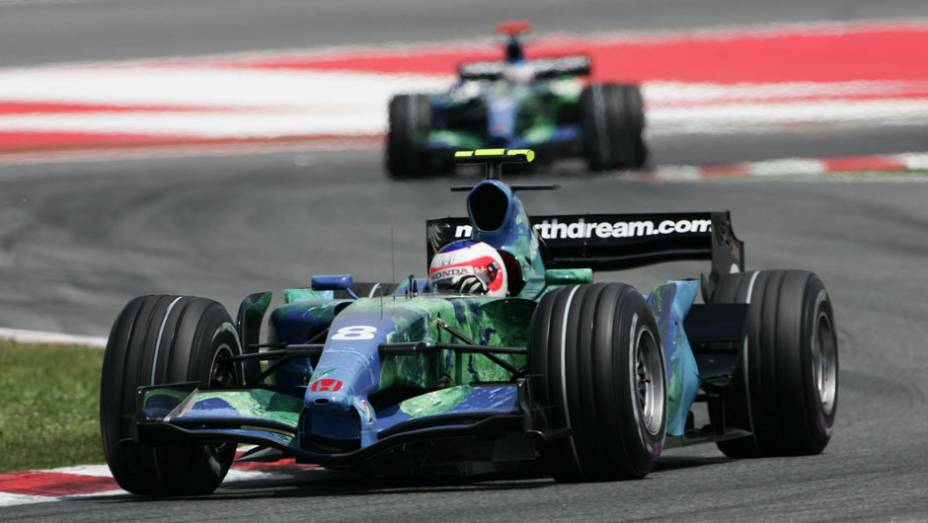 2007 - Pela primeira vez na carreira, encerra o campeonato sem marcar pontos, devido ao p&eacute;ssimo carro da Honda.