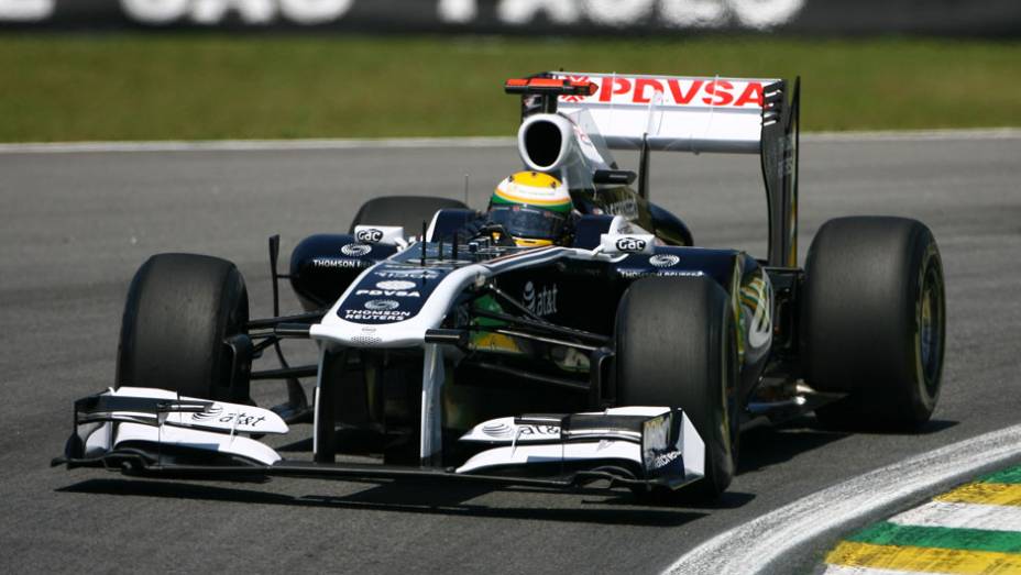 2011 - Frequenta o pelot&atilde;o do fundo com a Williams e marca somente quatro pontos no ano, sendo o 17&ordm; no campeonato. Perde a vaga na equipe em 2012 para Bruno Senna e termina sua hist&oacute;ria na F-1.