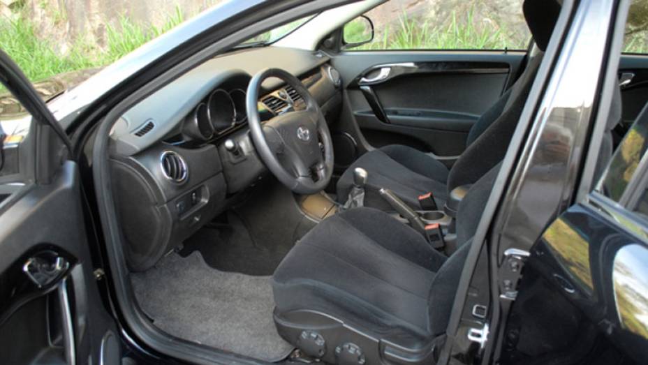 J5 ser&aacute; vendido em vers&atilde;o &uacute;nica de acabamento por R$ 53.800 | <a href="https://beta-develop.quatrorodas.abril.com.br/carros/lancamentos/jac-j5-679831.shtml" rel="migration">Leia mais</a>