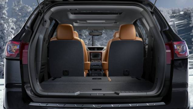 O destaque vai para o airbag frontal central, item inédito na indústria automotiva. | <a href="https://beta-develop.quatrorodas.abril.com.br/saloes/nova-york/2012/chevrolet-traverse-680860.shtml" rel="migration">Leia mais</a> O destaque vai para o airbag frontal central, item inédito na indústria automotiva. | <a href="https://beta-develop.quatrorodas.abril.com.br/saloes/nova-york/2012/chevrolet-traverse-680860.shtml" rel="migration">Leia mais</a>