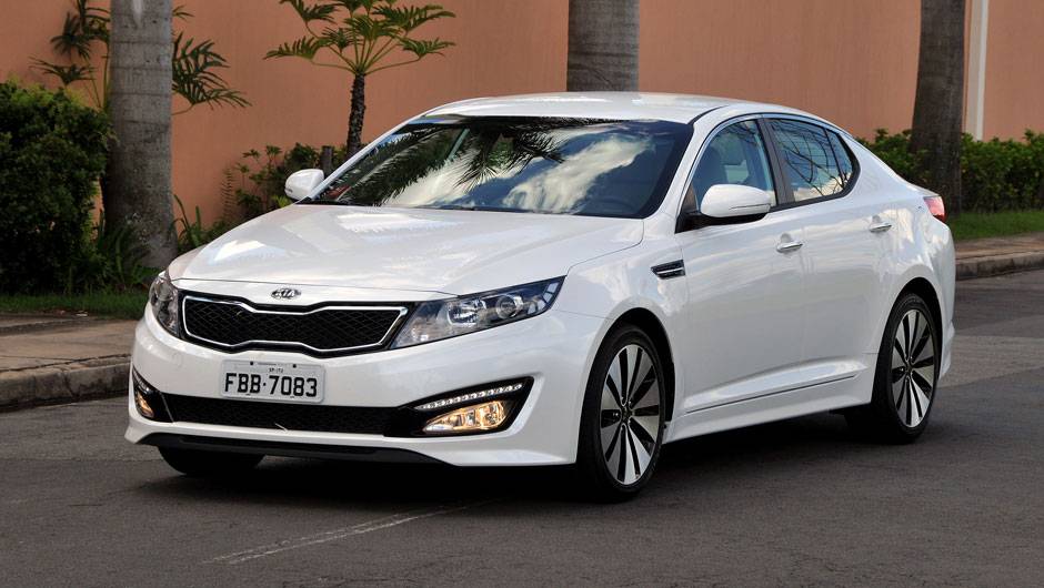 Op&ccedil;&atilde;o de entrada custa R$ 96.900 | <a href="https://beta-develop.quatrorodas.abril.com.br/carros/lancamentos/kia-optima-681089.shtml" rel="migration">Leia mais</a>