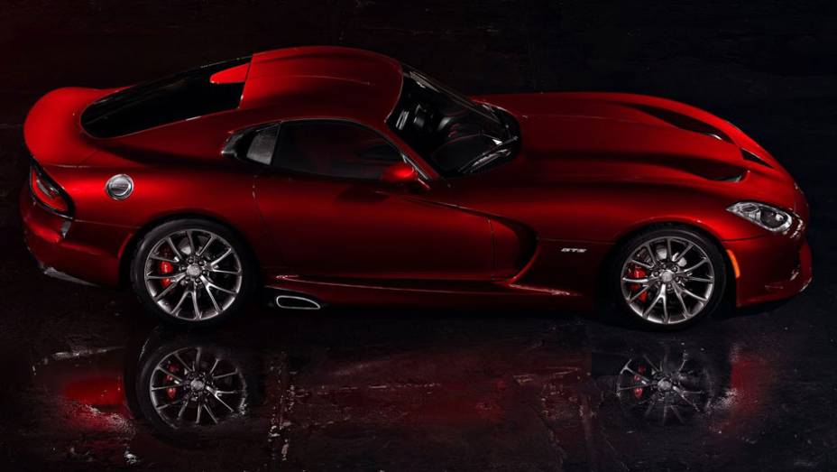 Potência desenvolvida é de 650 cavalos| <a href="https://beta-develop.quatrorodas.abril.com.br/saloes/nova-york/2012/srt-viper-681186.shtml" rel="migration">Leia mais</a> Potência desenvolvida é de 650 cavalos| <a href="https://beta-develop.quatrorodas.abril.com.br/saloes/nova-york/2012/srt-viper-681186.shtml" rel="migration">Leia mais</a>