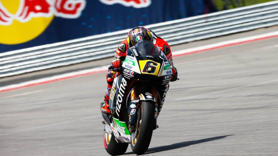 O alemão Stefan Bradl cravou o terceiro tempo | <a href="https://beta-develop.quatrorodas.abril.com.br/moto/noticias/marquez-domina-treino-pole-austin-779649.shtml" rel="migration">Leia mais</a>