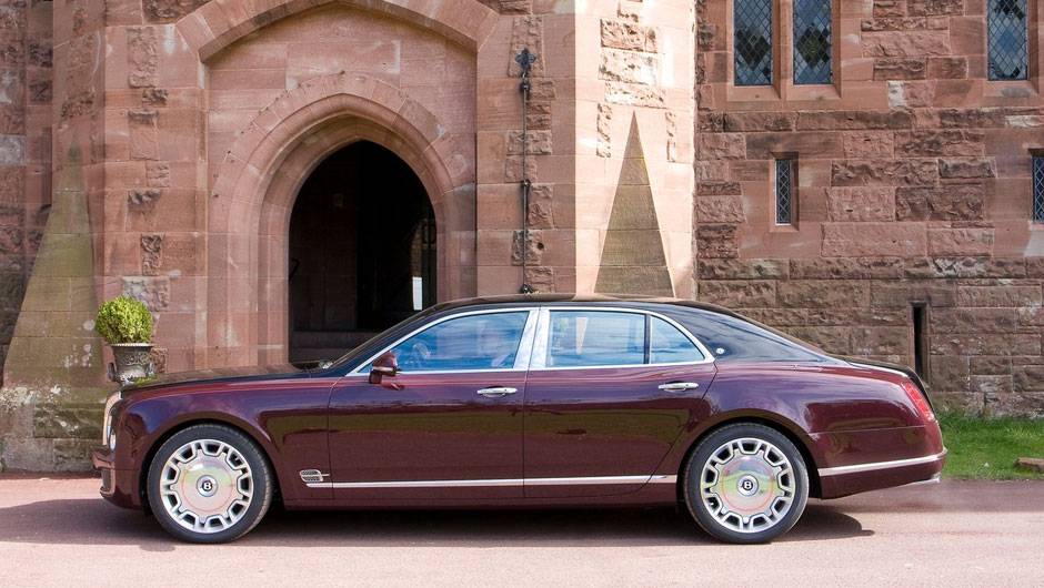 Sedã usa o mesmo motor do Mulliner: 6.7 V8 de 505 cv de potência | <a href="https://beta-develop.quatrorodas.abril.com.br/saloes/pequim/2012/bentley-mulsanne-diamond-jubilee-682788.shtml" rel="migration">Leia mais</a> Sedã usa o mesmo motor do Mulliner: 6.7 V8 de 505 cv de potência | <a href="https://beta-develop.quatrorodas.abril.com.br/saloes/pequim/2012/bentley-mulsanne-diamond-jubilee-682788.shtml" rel="migration">Leia mais</a>