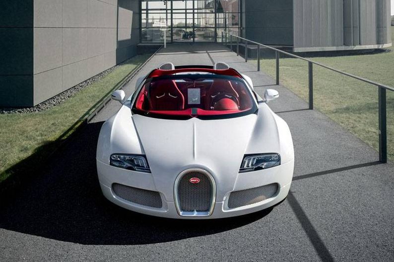 Exclusividade pouca é bobagem: o Veyron Grand Sport Wei Long terá apenas um exemplar produzido | <a href="https://beta-develop.quatrorodas.abril.com.br/saloes/pequim/2012/bugatti-veyron-wei-long-682847.shtml" rel="migration">Leia mais</a>