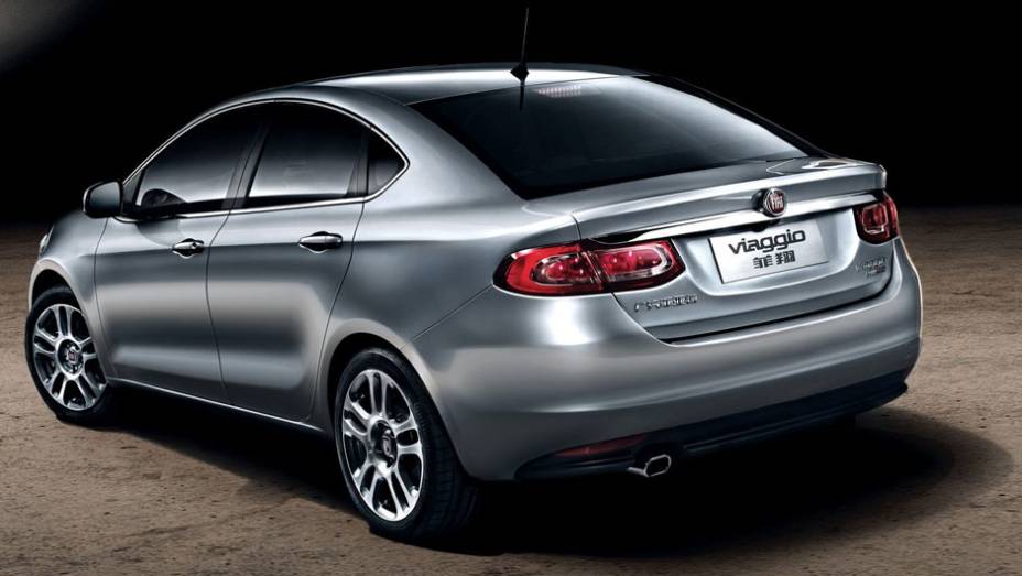 Modelo vai rivalizar com Ford Focus e Chevrolet Cruze | <a href="https://beta-develop.quatrorodas.abril.com.br/saloes/pequim/2012/fiat-viaggio-682586.shtml" rel="migration">Leia mais</a>