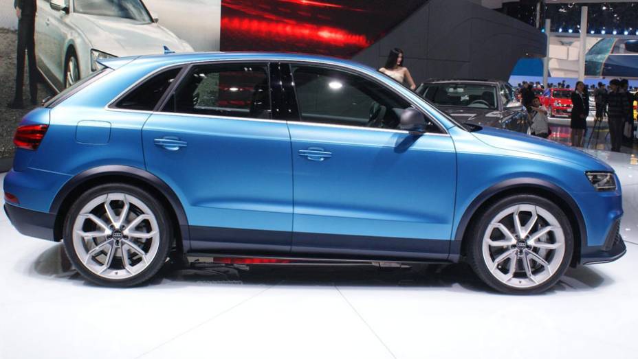 Audi RS Q3 Concept | <a href="https://beta-develop.quatrorodas.abril.com.br/galerias/saloes/pequim/2012/rs-q3-682323.shtml" rel="migration">Veja mais fotos</a>