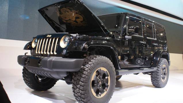Jeep Wrangler Dragon Edition | <a href="https://beta-develop.quatrorodas.abril.com.br/galerias/saloes/pequim/2012/jeep-wrangler-dragon-682796.shtml" rel="migration">Veja mais fotos</a> Jeep Wrangler Dragon Edition | <a href="https://beta-develop.quatrorodas.abril.com.br/galerias/saloes/pequim/2012/jeep-wrangler-dragon-682796.shtml" rel="migration">Veja mais fotos</a>