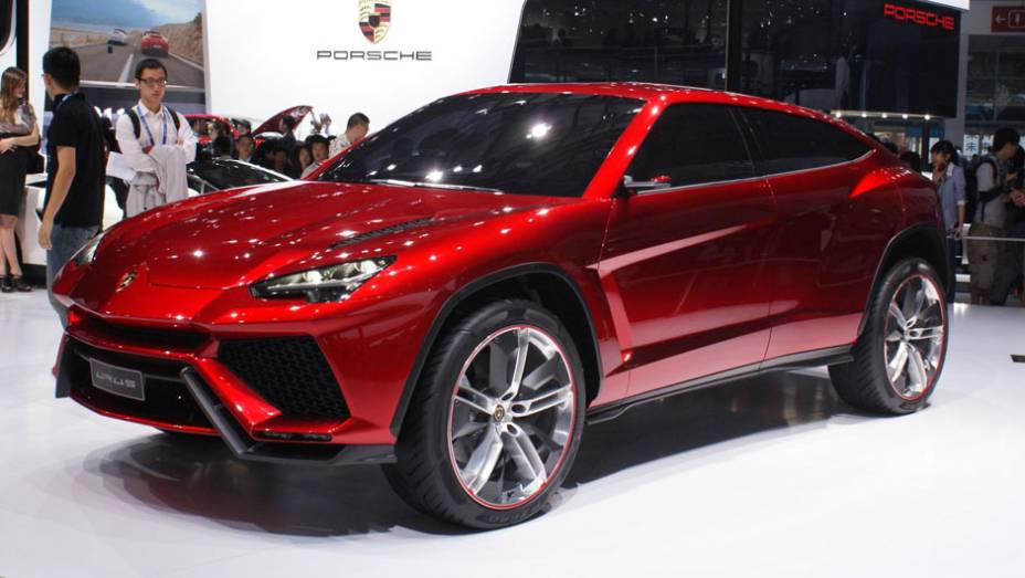 Lamborghini Urus Concept | <a href="https://beta-develop.quatrorodas.abril.com.br/galerias/saloes/pequim/2012/lamborghini-urus-concept-682718.shtml" rel="migration">Veja mais fotos</a>