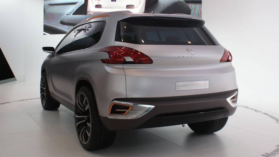 Peugeot Urban Crossover Concept | <a href="https://beta-develop.quatrorodas.abril.com.br/galerias/saloes/pequim/2012/peugeot-urban-concept-682724.shtml" rel="migration">Veja mais fotos</a>