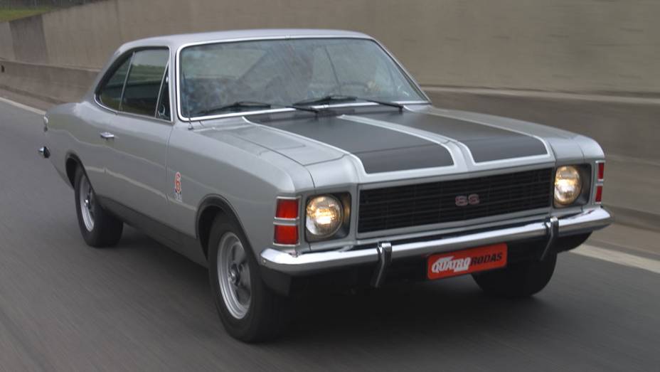 Na grande final, o cl&aacute;ssico da GM superou outro modelo lend&aacute;rio da &eacute;poca, o Ford Maverick; a vit&oacute;ria foi apertada: o Opala teve pouco mais de 52% dos votos | <a href="https://beta-develop.quatrorodas.abril.com.br/classicos/faixa/opala-ss-melhor-esportivo-nacional-683530" rel="migration"></a>