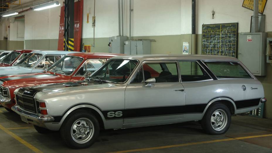At&eacute; a perua Caravan ganhou uma vers&atilde;o SS em 1978: eram os primeiros ind&iacute;cios de perda da proposta original do modelo, concebido para ser um leg&iacute;timo esportivo | <a href="https://beta-develop.quatrorodas.abril.com.br/classicos/faixa/opala-ss-melhor-esportivo-nacional-683" rel="migration"></a>