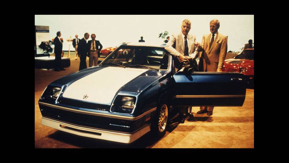 Dodge Shelby Charger foi fruto da parceria entre Carroll Shelby e a Chrysler | <a href="https://beta-develop.quatrorodas.abril.com.br/noticias/carrol-shelby-morre-aos-89-anos-321336_p.shtml" target="_blank" rel="migration">Carroll Shelby morre aos 89 anos</a> | <a href="https://quatrorodas" rel="migration"></a> Dodge Shelby Charger foi fruto da parceria entre Carroll Shelby e a Chrysler | <a href="https://beta-develop.quatrorodas.abril.com.br/noticias/carrol-shelby-morre-aos-89-anos-321336_p.shtml" target="_blank" rel="migration">Carroll Shelby morre aos 89 anos</a> | <a href="https://quatrorodas" rel="migration"></a>