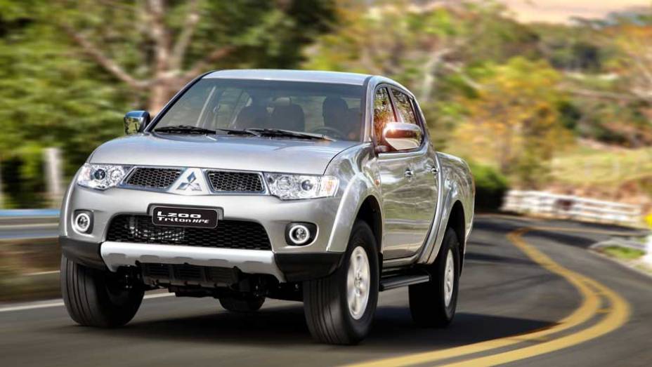 6º Lugar: Mitsubishi L200 Triton | Depreciação em um ano: -8,2% | Versão do carro que menos se depreciou: GLS 4x4-Mt 3.2 16v Tb-Ic Diesel 4p