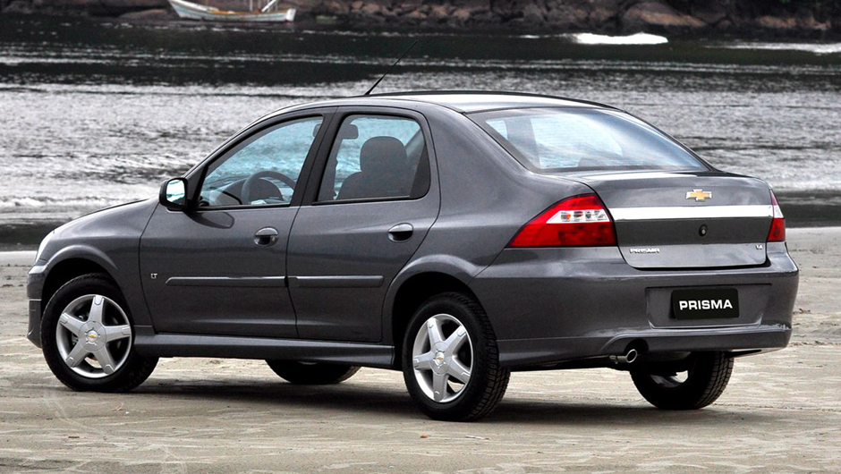 13&ordm; Lugar: Chevrolet Prisma (modelo antigo) | Deprecia&ccedil;&atilde;o em um ano: -10,3% | Vers&atilde;o do carro que menos se depreciou: Lt 1.4 VHC-E 8v 4p
