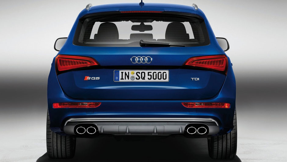 SQ5 tem quatro sa&iacute;das de escape | <a href="https://beta-develop.quatrorodas.abril.com.br/noticias/audi-mostra-sq5-tdi-versao-esportiva-q5-323175_p.shtml" rel="migration">Leia mais</a>