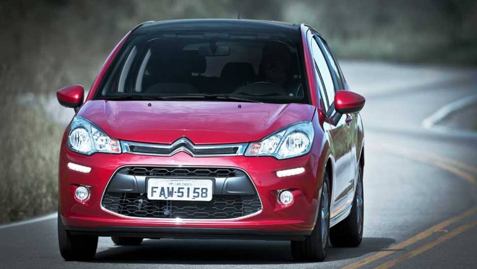 O novo C3 terá como principais concorrentes o recém-lançado Chevrolet Sonic e o Ford New Fiesta | <a href="https://beta-develop.quatrorodas.abril.com.br/carros/lancamentos/citroen-c3-696228.shtml" rel="migration">Leia mais</a>