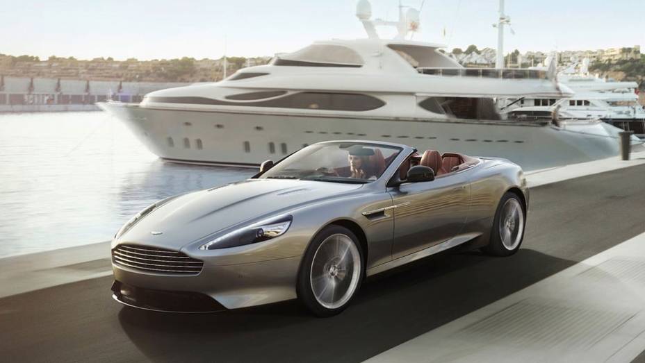 Segundo a montadora britânica, as mudanças de estilo promovidas no modelo são remanescentes do Virage. | <a href="%20https://beta-develop.quatrorodas.abril.com.br/saloes/paris/2012/aston-martin-db9-703323.shtml" rel="migration">Leia mais</a>