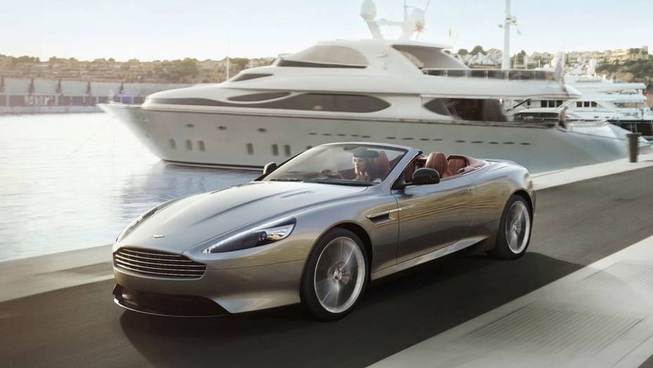 Segundo a montadora brit&acirc;nica, as mudan&ccedil;as de estilo promovidas no modelo s&atilde;o remanescentes do Virage. | <a href="%20https://beta-develop.quatrorodas.abril.com.br/saloes/paris/2012/aston-martin-db9-703323.shtml" rel="migration">Leia mais</a>